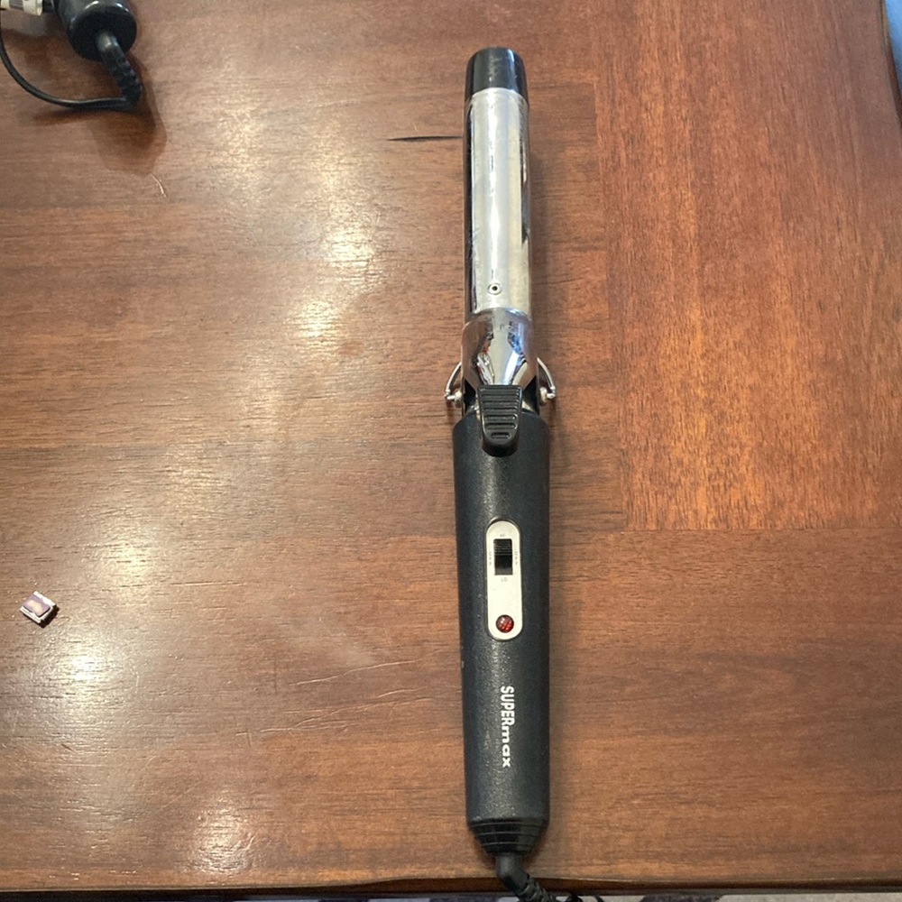 Professional Hair Curling Iron - Black and Silver